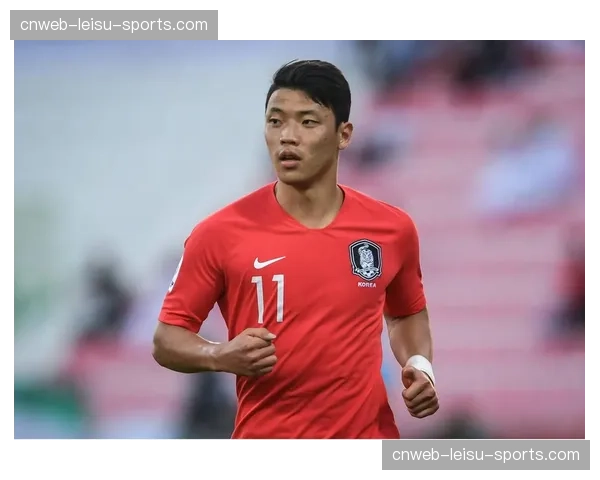 狼队官方确认,前锋黄喜灿因腿筋伤势将缺席至少四周 狼队官方确认,前锋黄喜灿因腿筋伤势将缺席至少四周